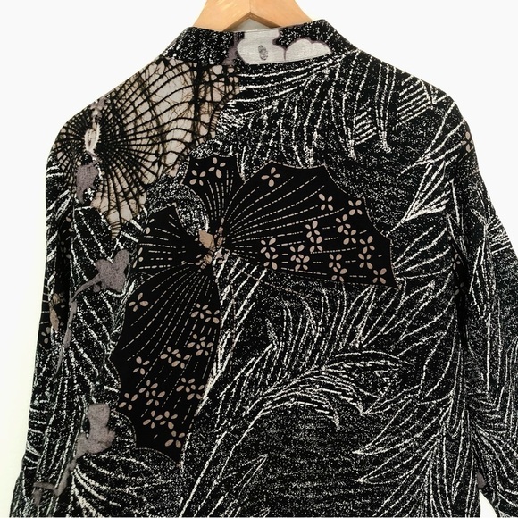 Citron Silk Floral Three Quarter Sleeve Tunic - Picture 12 of 16